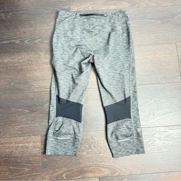 Athleta Heather Gray Leggings - Picture 4 of 8